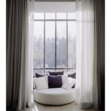 La Reserve Hotel Paris